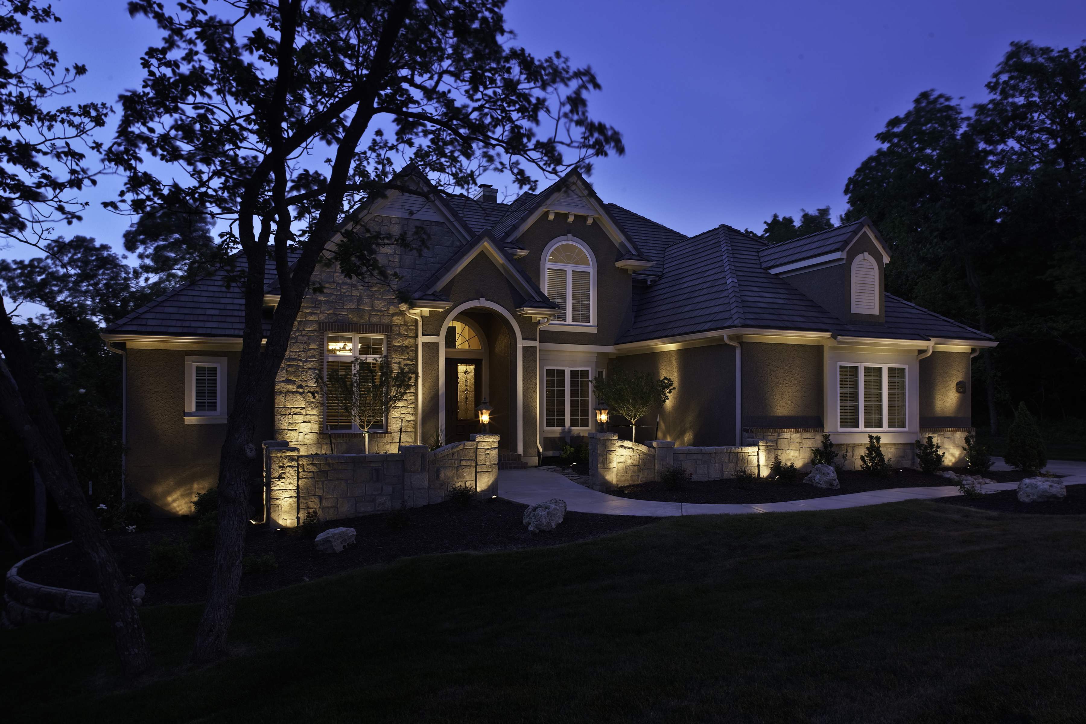 outdoor lighting installer in Greer, SC