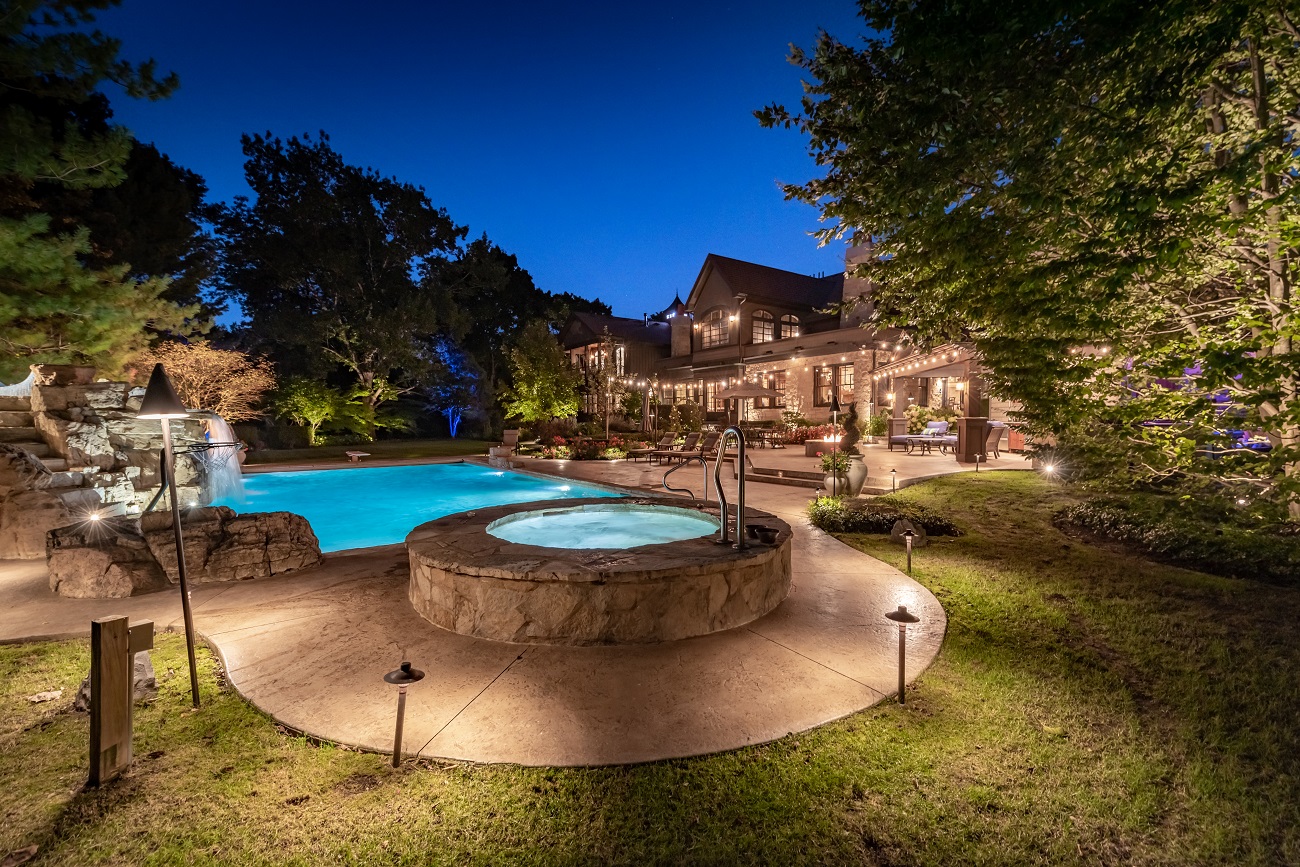 outdoor pool lighting