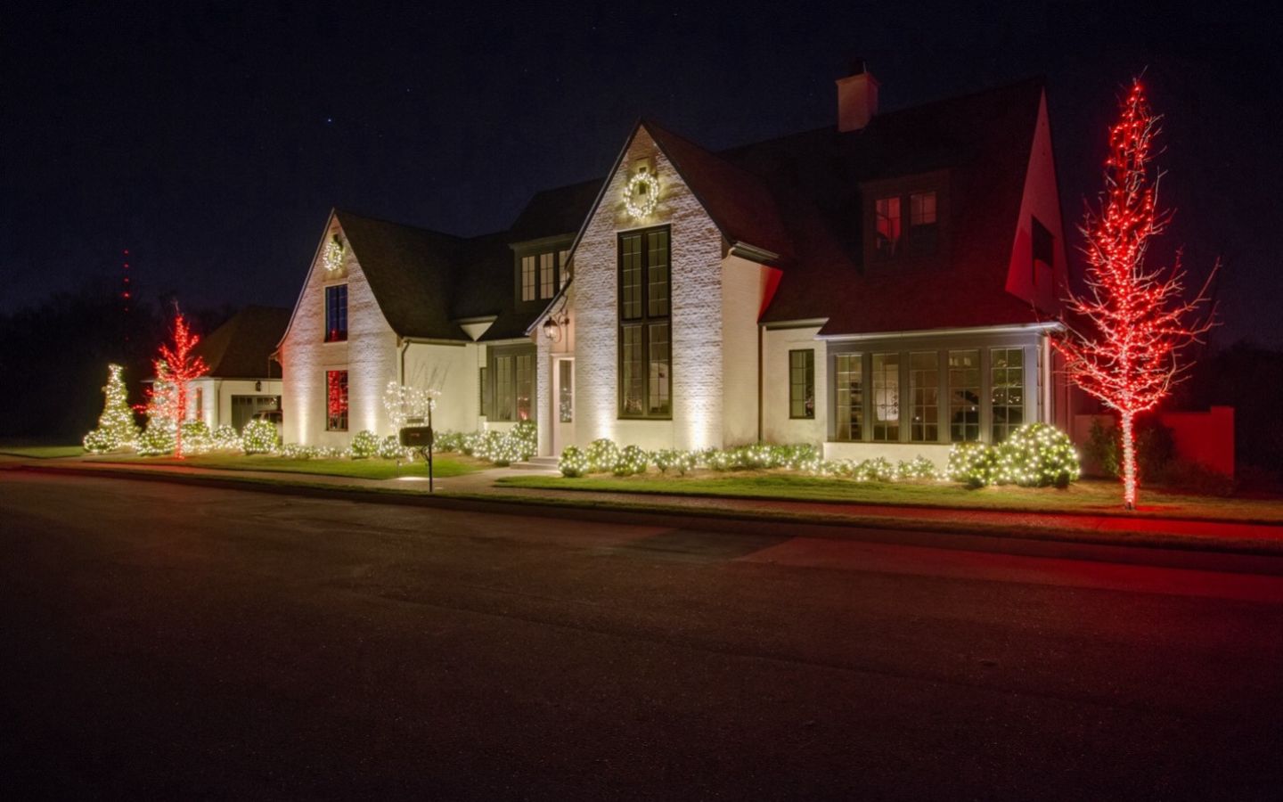 LED Christmas Lighting Ideas