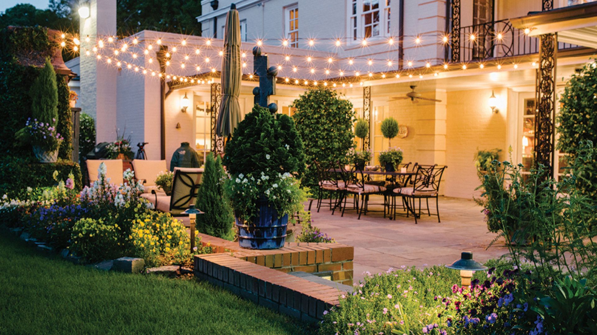 outdoor patio string lighting