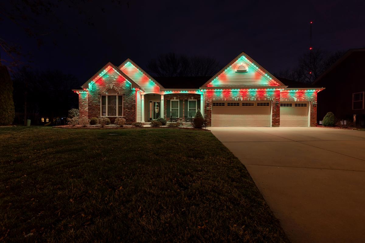 Red and green Christmas lights