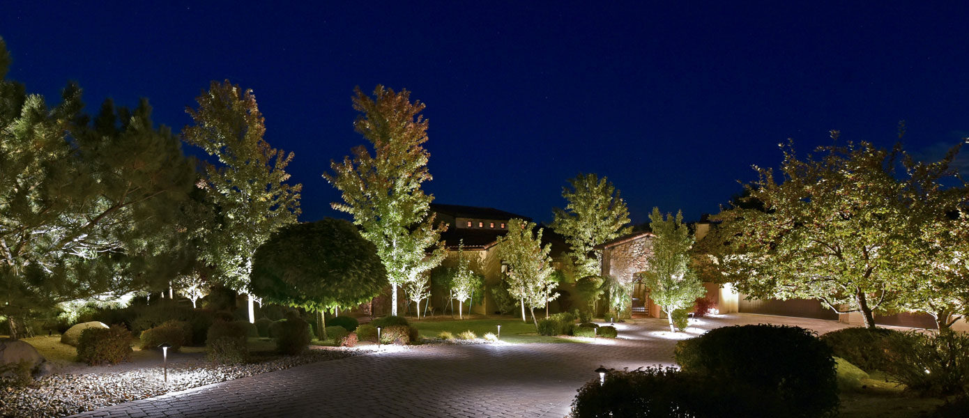 custom landscape lighting in Valparaiso, IN